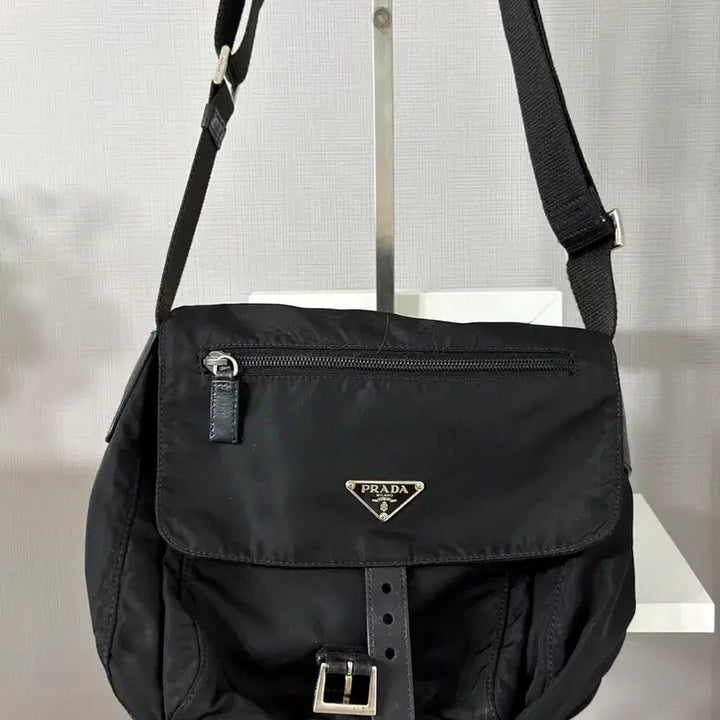 [BUNJANG] Prada Nylon Messenger Bag Crossbody Shoulder Bag / 정품 프라다 나일론 메신저백 크로스백 숄더백 주우재백
