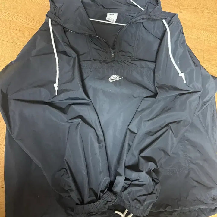 [BUNJANG] Nike Black Windbreaker Hoodie / 나이키 블랙 바람막이