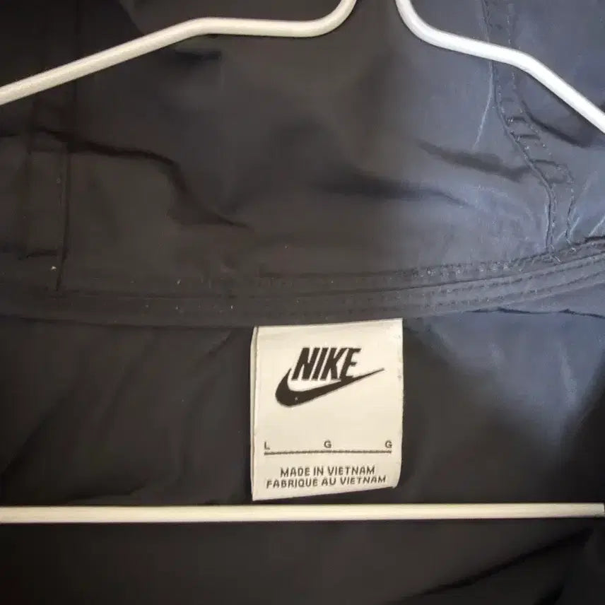 [BUNJANG] Nike Black Windbreaker Hoodie / 나이키 블랙 바람막이