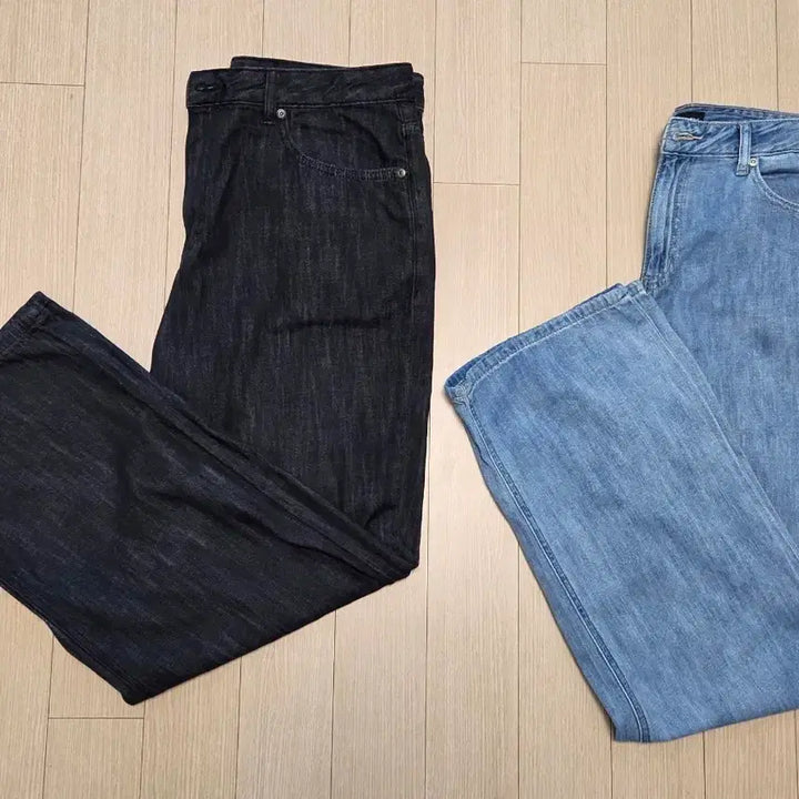 [BUNJANG] Uniqlo Linen-like Wide Denim Pants Set (Low Black, Light Indigo) - 2 Pairs / 무탠다드 린넨 라이크 와이드 데님 팬츠 2장(로우 블랙, 라이트 인디고)