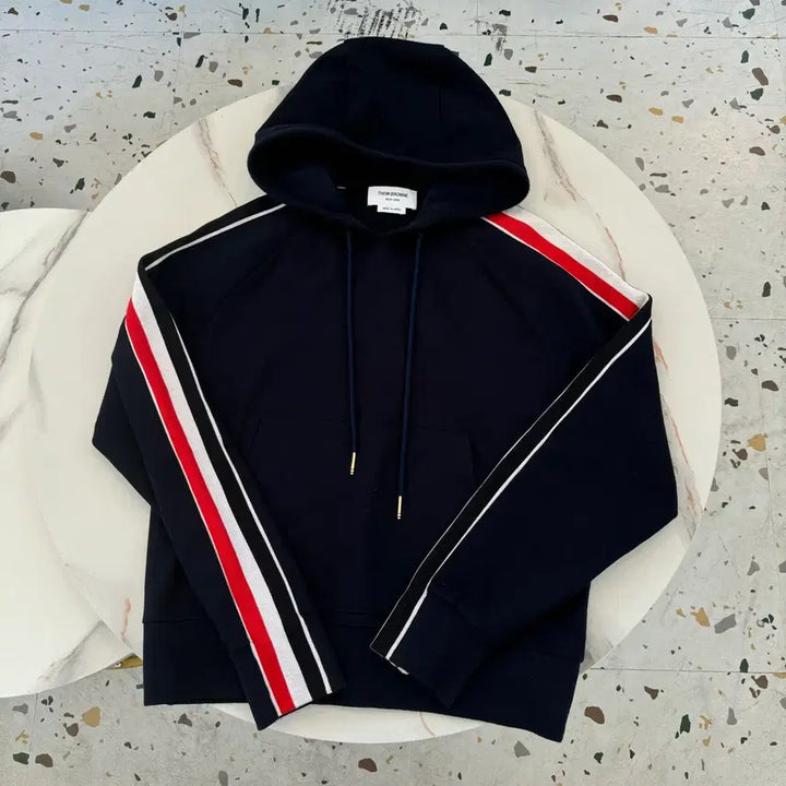 [BUNJANG] Thom Browne RWB Tricolor Stripe Hoodie Navy 1 Size / [정품/1사이즈] 톰브라운 RWB 삼선 스트라이프 후드티 네이비