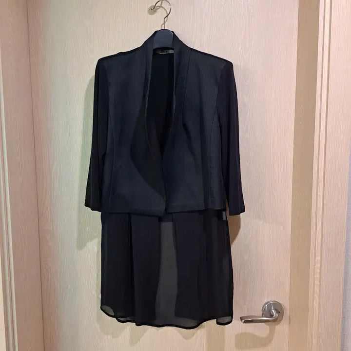 [BUNJANG] RIBU Black Two-Piece Suit Set Size 66 / RIBU 블랙 정장 투피스 세트사이즈66