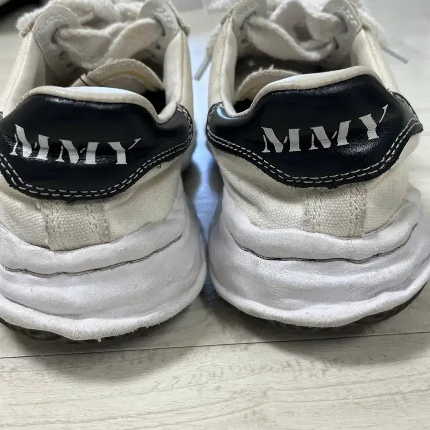 [BUNJANG] Maison Mihara Yasuhiro Blakey OG Sole Canvas Low-Top Sneakers White / 메종 미하라 야스히로 블레이키 OG 솔 캔버스 로우탑 스니커즈 화이트