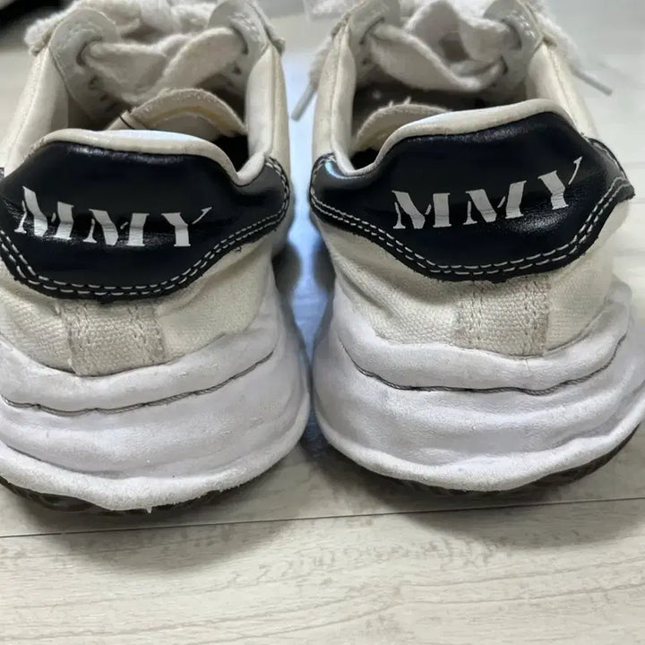 [BUNJANG] Maison Mihara Yasuhiro Blakey OG Sole Canvas Low-Top Sneakers White / 메종 미하라 야스히로 블레이키 OG 솔 캔버스 로우탑 스니커즈 화이트