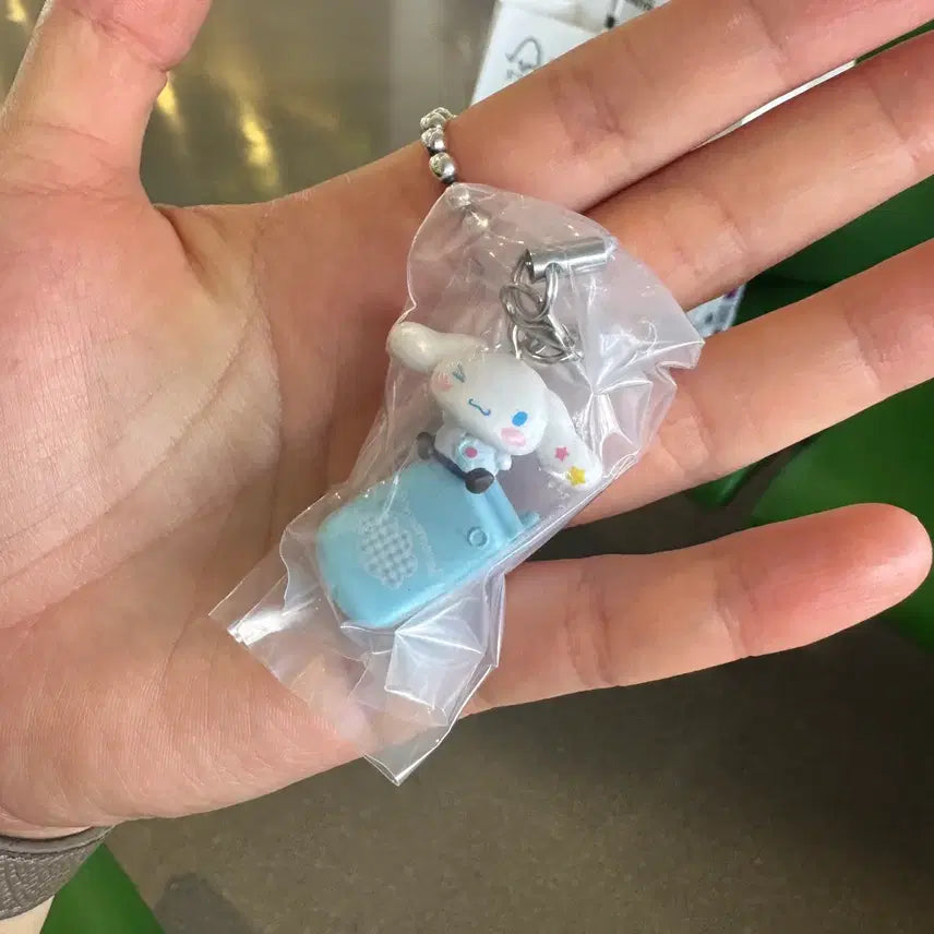 [BUNJANG] Sanrio Heisei Gyaru Uniform Cinnamoroll Gacha / 산리오 헤이세이 갸루 교복 가챠 시나모롤