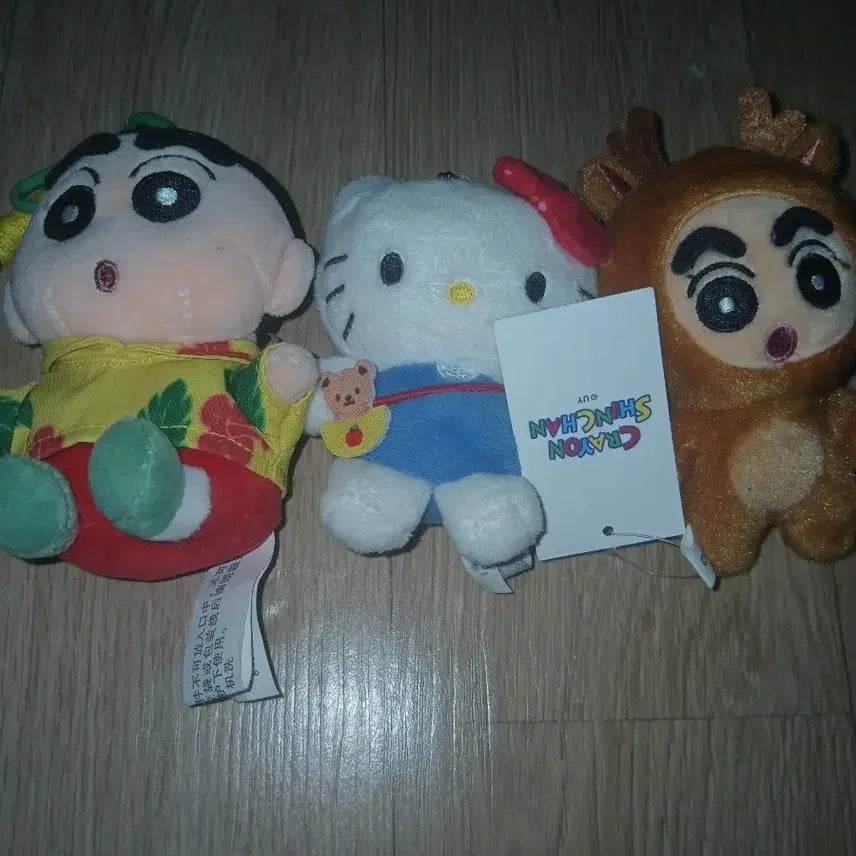 [BUNJANG] Crayon Shin-chan x Hello Kitty Plush Keyring Set / 짱구 헬로키티 인형 키링 세트