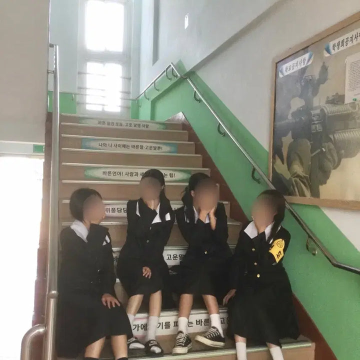 [BUNJANG] Vintage School Uniform Rental Set - Available for Group Bookings / 졸업사진 여성남성 옛날교복 대여 *보증금 없음 단체대여 가능*