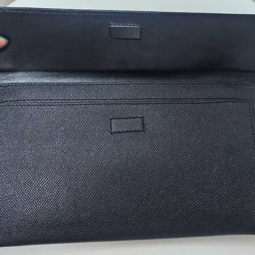 [BUNJANG] Burberry Grained Leather Clutch / [버버리] 그레이니 레더 클러치