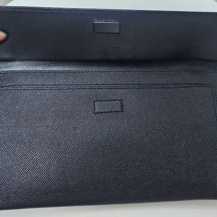 [BUNJANG] Burberry Grained Leather Clutch / [버버리] 그레이니 레더 클러치