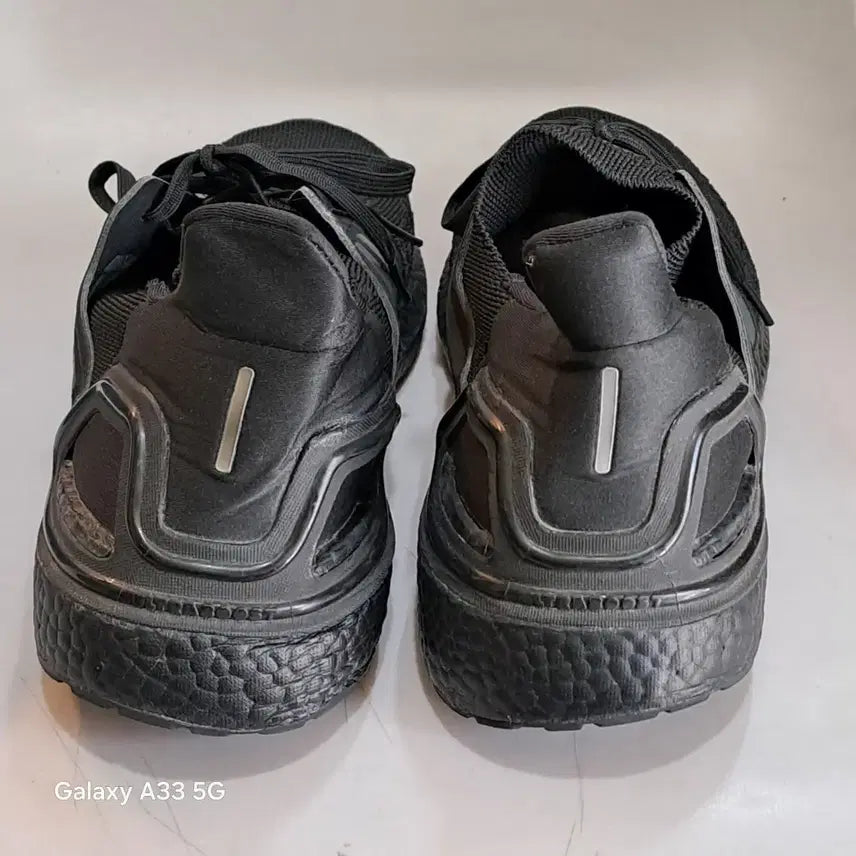 [BUNJANG] Adidas Ultraboost Black 285mm / 아디다스 울트라부스트 블랙 285mm