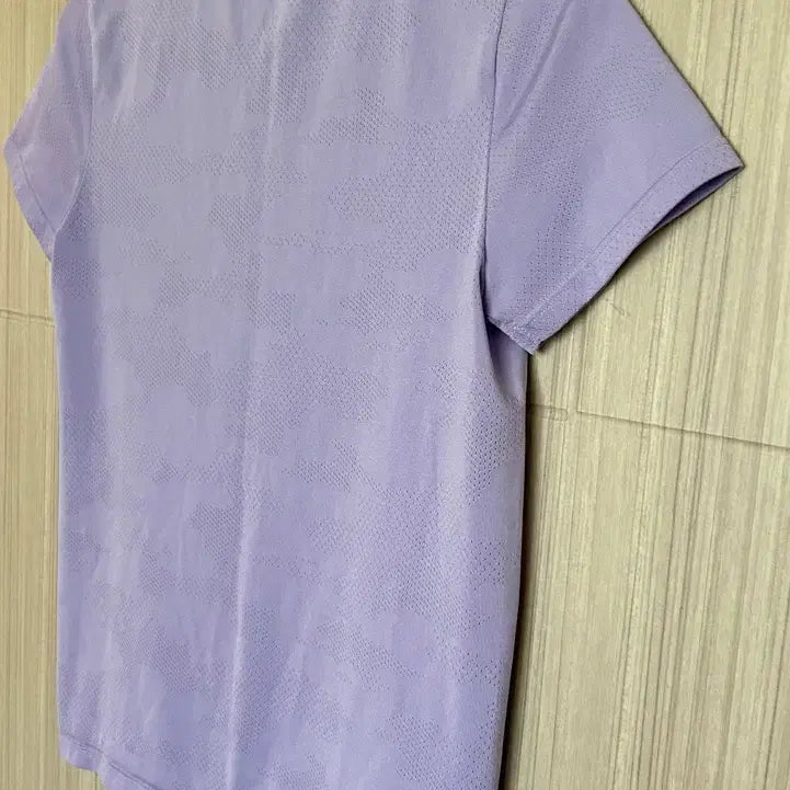 [BUNJANG] Uniqlo Dry Short Sleeve T-Shirt Lavender / [유니클로] 드라이 반팔 티셔츠 연보라