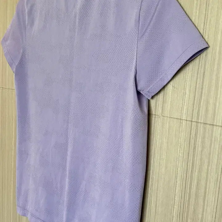 [BUNJANG] Uniqlo Dry Short Sleeve T-Shirt Lavender / [유니클로] 드라이 반팔 티셔츠 연보라