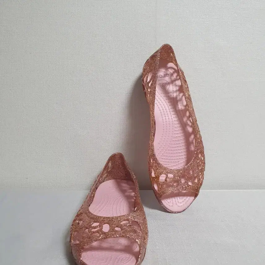 [BUNJANG] Crocs Isabella Glitter Flat Sandals Rose Gold / 230mm 크록스 이사벨라 글리터 플랫 로즈골드