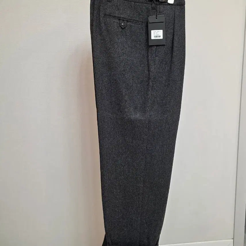[BUNJANG] Man in Jungle Gray Trousers (Wide Fit) Size 32 / 맨인정글 그레이 트라우저(와이드핏) 32사이즈 새상품