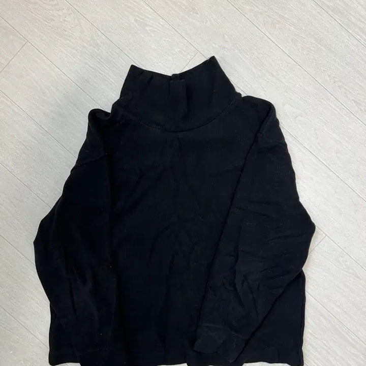 [BUNJANG] Uniqlo Fleece Mock Neck Bundle Set (Black, Brown) / 유니클로 후리스 모크넥(블랙, 브라운) 2장 일괄판매