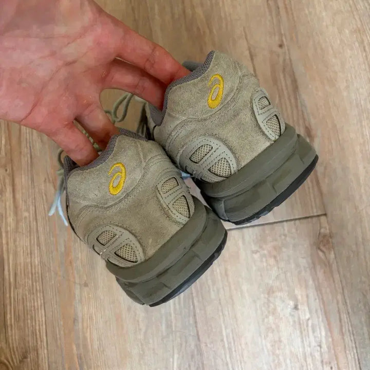 [BUNJANG] Asics Gel-Sonoma 15-50 Oyster Gray Running Shoes / 아식스 젤 소노마 15-50 오이스터 그레이 265mm