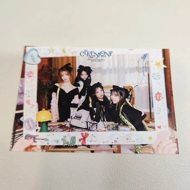 [BUNJANG] QWER Ceremony Pop-up Stamp Event Photocard / QWER 세레머니 팝업 도장이벤트용 포토카드