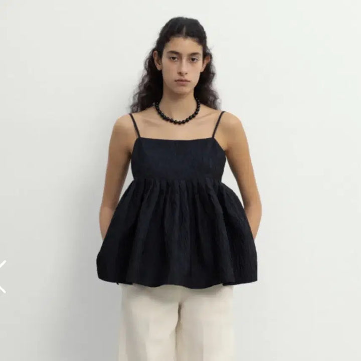 [BUNJANG] Monoha Jacquard Sleeveless Top / 모노하 자카드 슬리브리스