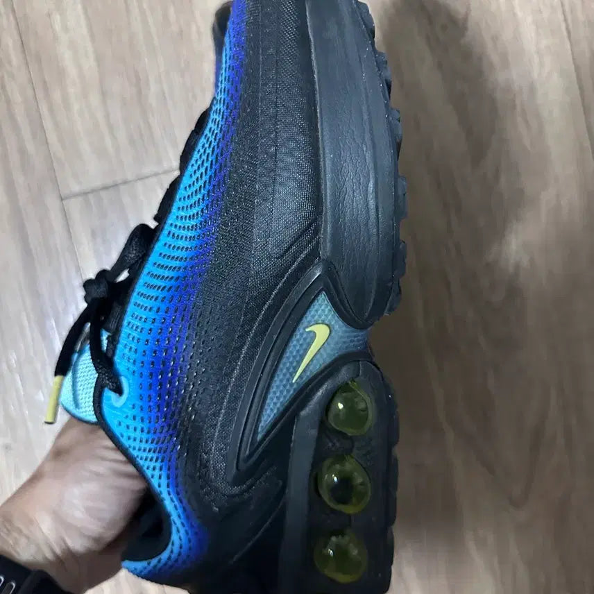 [BUNJANG] Nike Air Max DN Sneakers / (270) 나이키 에어맥스 dn