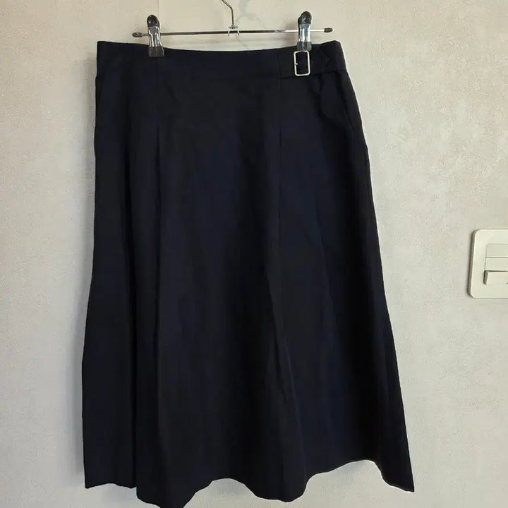 [BUNJANG] BCBG Midi Skirt with Belt Detail / BCBG 마 스커트