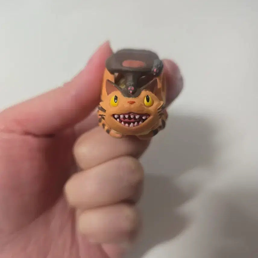 [BUNJANG] Studio Ghibli Catbus Figure / 지브리 고양이 버스 피규어