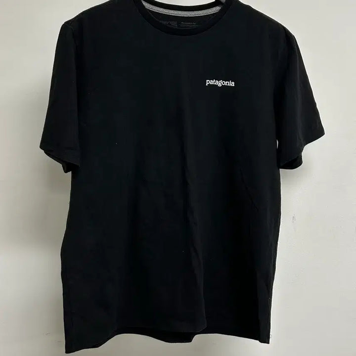 [BUNJANG] Patagonia Black Regular Fit T-Shirt M / 파타고니아 블랙 레귤러핏 반팔티 M