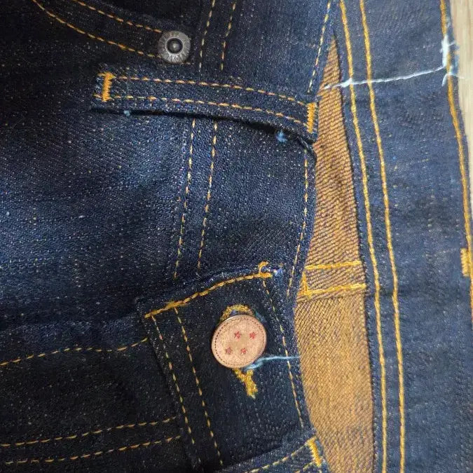 [BUNJANG] Naked &amp; Famous Dragon Ball Super Saiyan Denim Jeans / 네이키드앤페이머스 드래곤볼(초사이언) 31사이즈
