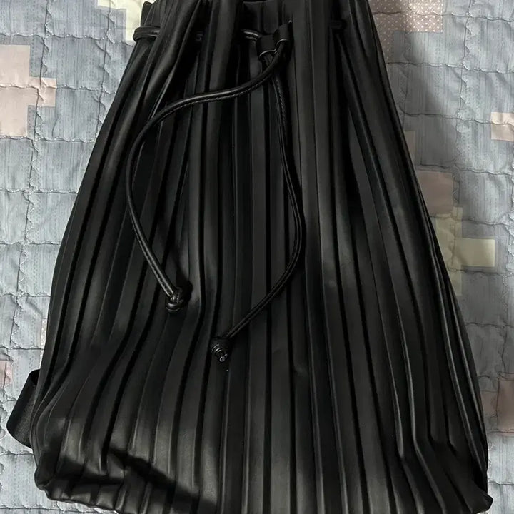[BUNJANG] Enou Pleats Leather 2-Way Backpack / 에노우 enou 플리츠 레더 2way 백팩