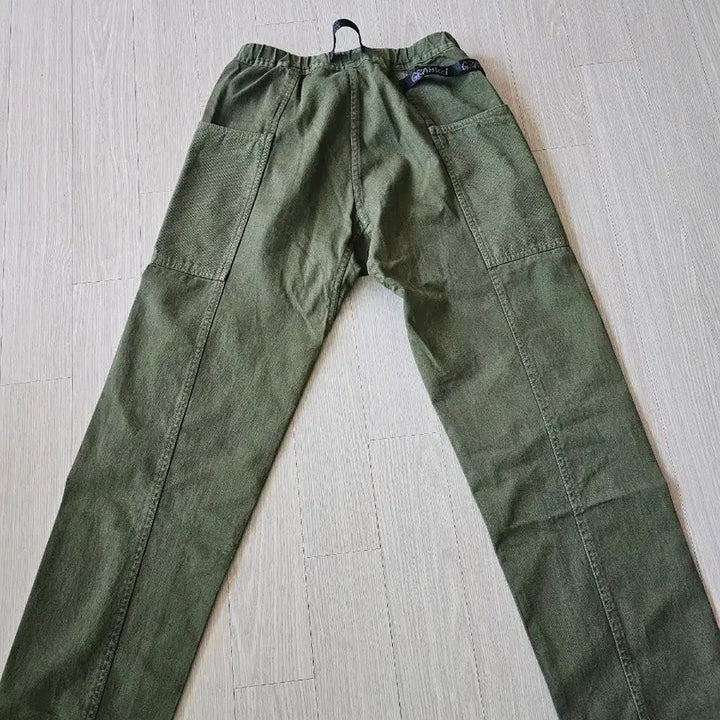 [BUNJANG] Gramicci Gadget Pants Olive / 그라미치 가젯 올리브 팬츠 판매합니다