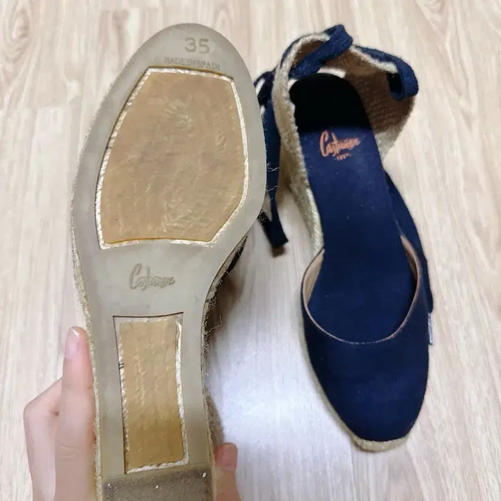[BUNJANG] Castañer Black 6cm Heel Sandals Size 35 (US 5) / 까스따네르 블랙 6센티굽 (35사이즈, 230)