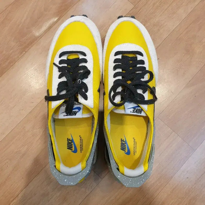 [BUNJANG] Nike x Undercover Daybreak Yellow Sneakers / 나이키 x 언더커버 데이브레이크 옐로우 스니커즈