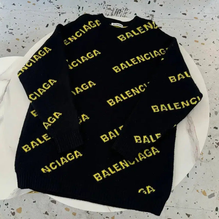 [BUNJANG] Balenciaga Multicolor Logo Knit Yellow M / [정품/백화점판] 발렌시아가 멀티로고 니트 블랙/옐로우