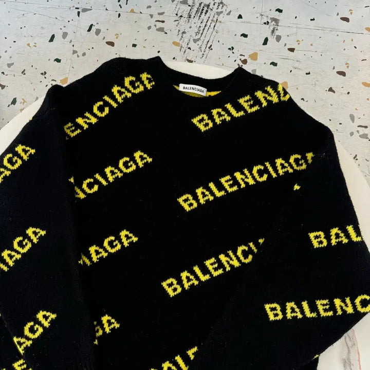 [BUNJANG] Balenciaga Multicolor Logo Knit Yellow M / [정품/백화점판] 발렌시아가 멀티로고 니트 블랙/옐로우