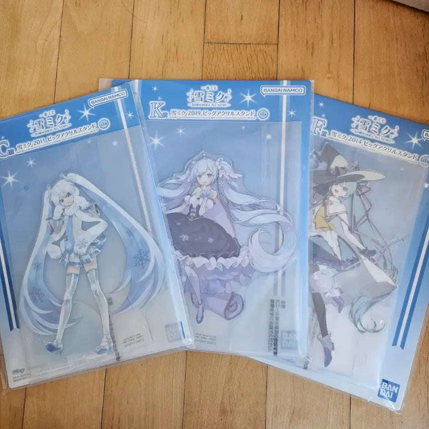 [BUNJANG] Snow Miku Big Acrylic Stand Bundle Set / 유키미쿠 빅 아크릴 일괄
