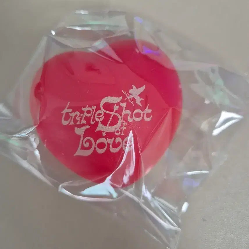 [BUNJANG] tripleS Stress Ball POB / 트리플에스 스트레스볼 플미나 특전