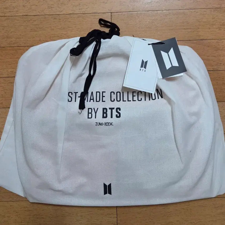 [BUNJANG] BTS Jungkook ARMYST Zip-Up Hoodie Mustard XL (Sealed) / 미개봉 XL 머스타드 정국 후드집업 방탄소년단 JK 새상품 BTS 후디