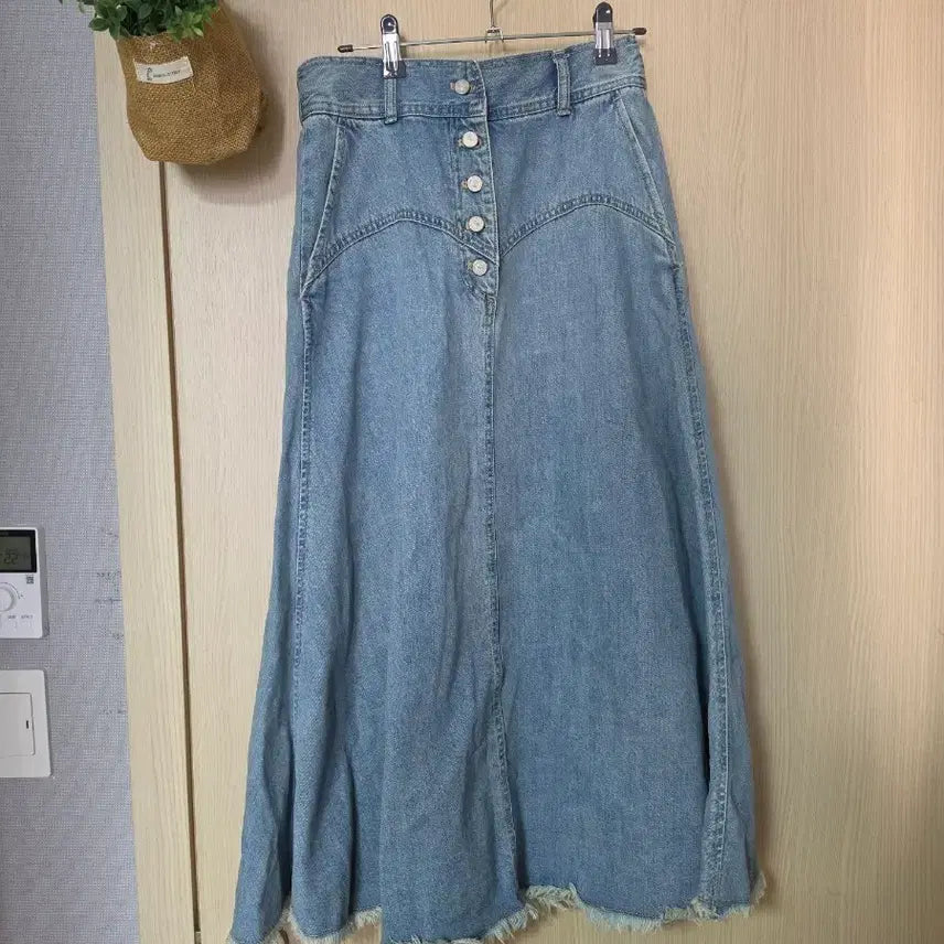 [BUNJANG] Lucky Chouette Denim Long Skirt / 럭키슈에뜨 데님 롱 스커트 38