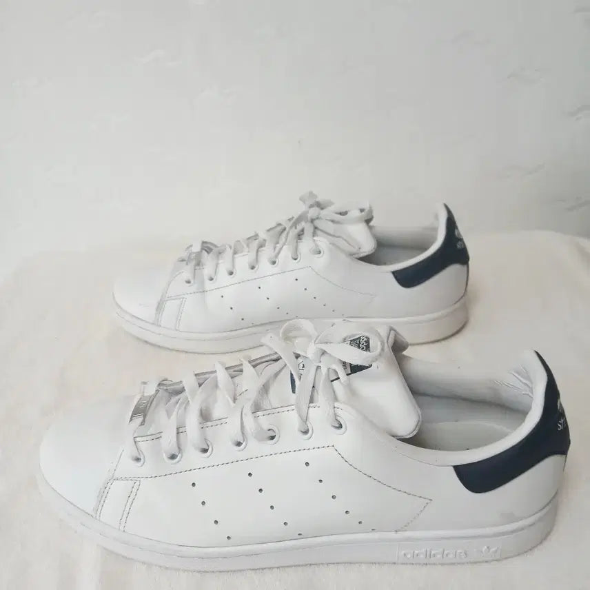 [BUNJANG] Adidas Sneakers White 285mm / (67) 아디다스 스니커즈 285mm