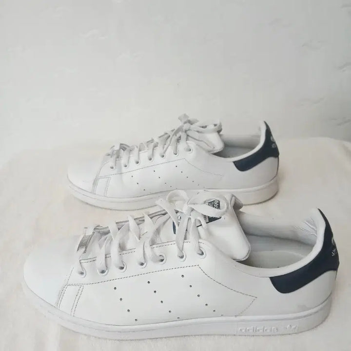 [BUNJANG] Adidas Sneakers White 285mm / (67) 아디다스 스니커즈 285mm
