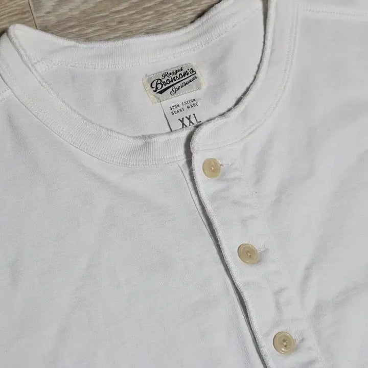 [SOLD OUT] 브론슨 헨리넥 반팔 화이트 XXL