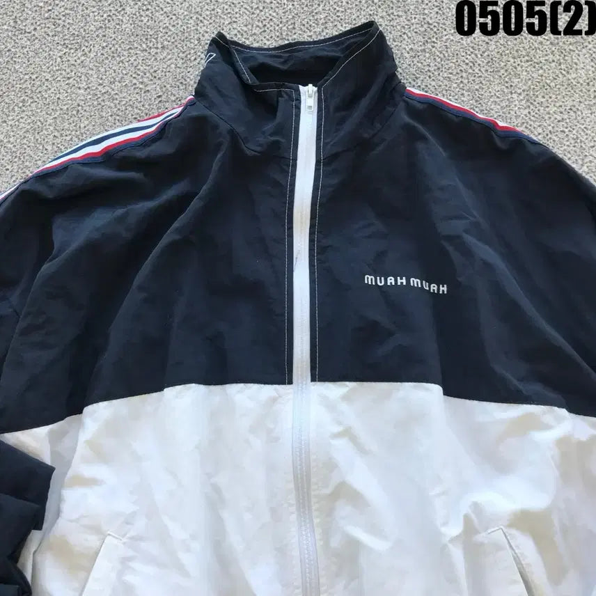 [BUNJANG] MuahMuah Color-Block Line Track Jacket XL / 무아무아 배색 라인 트랙 자켓 XL