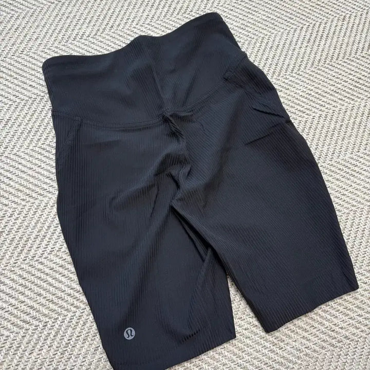 [BUNJANG] Lululemon Leggings Bike Shorts / 룰루레몬 레깅스 바이크쇼츠