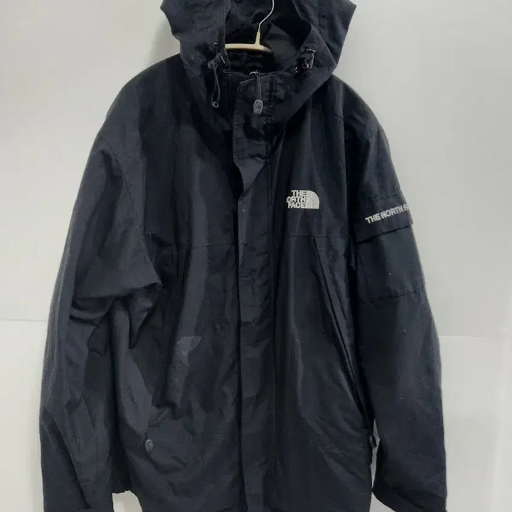 [BUNJANG] The North Face Black Hooded Windbreaker Jacket / 노스페이스 블랙 후드 바람막이 자켓