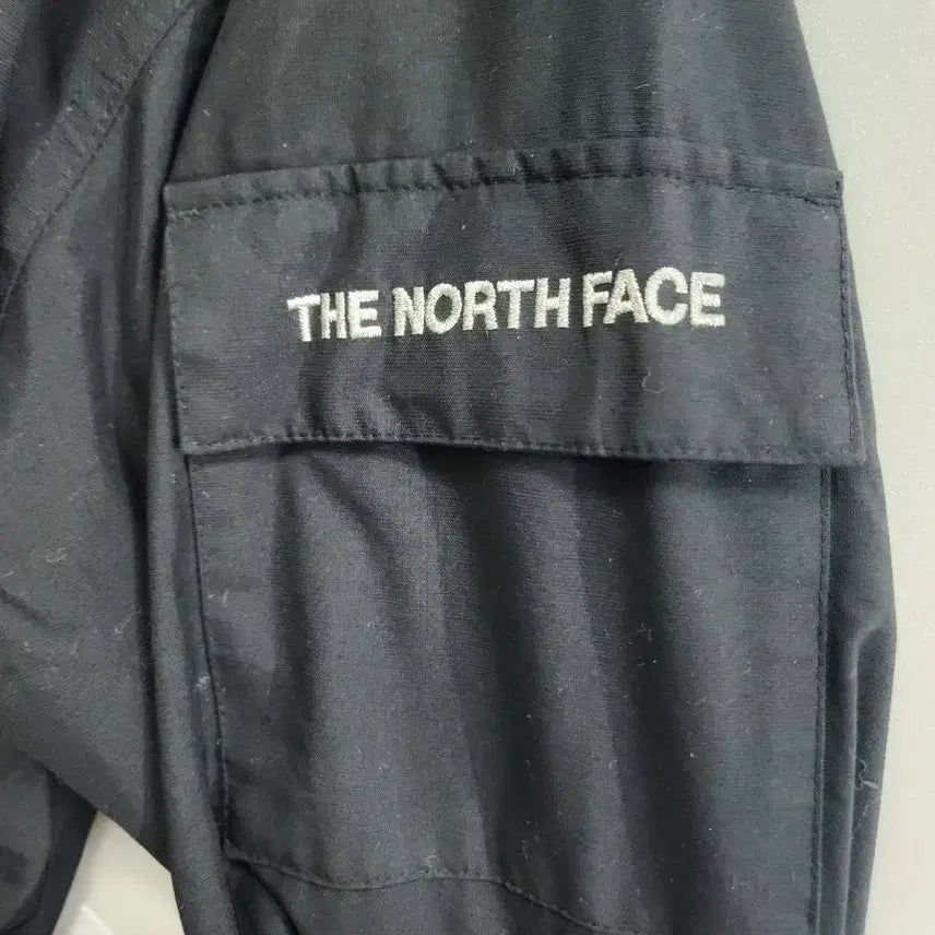 [BUNJANG] The North Face Black Hooded Windbreaker Jacket / 노스페이스 블랙 후드 바람막이 자켓