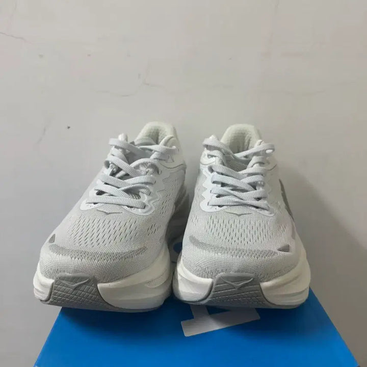 [BUNJANG] Hoka Bondi 9 Stardust Silver Wide 230mm / 호카 본디 9 스타더스트 실버 - 와이드 230mm