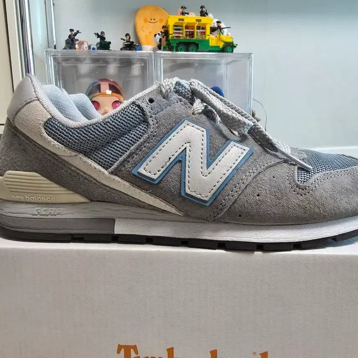 [BUNJANG] New Balance 996 Grey Suede Sneakers / 뉴발란스 996 회색 스웨이드 운동화