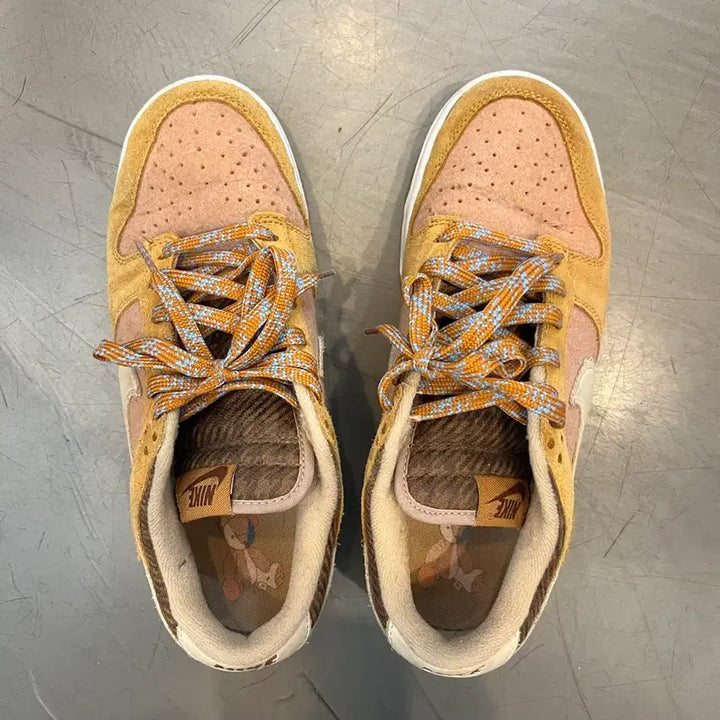 [BUNJANG] Nike Dunk Low Teddy Bear / 나이키 덩크로우 테디베어 255