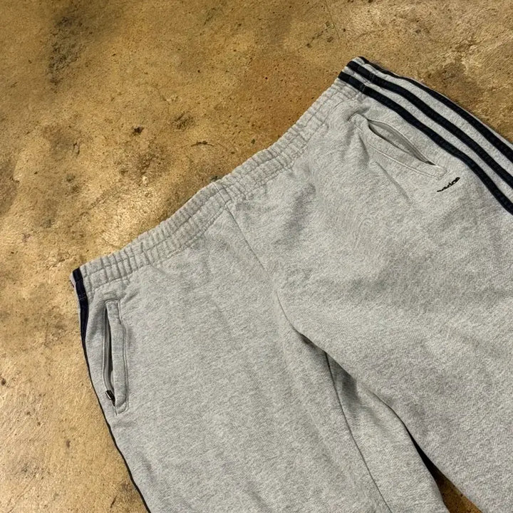 [BUNJANG] Adidas 3-Stripes Training Pants Grey / [정품/85] 아디다스 삼선 트레이닝 바지 회색 회검