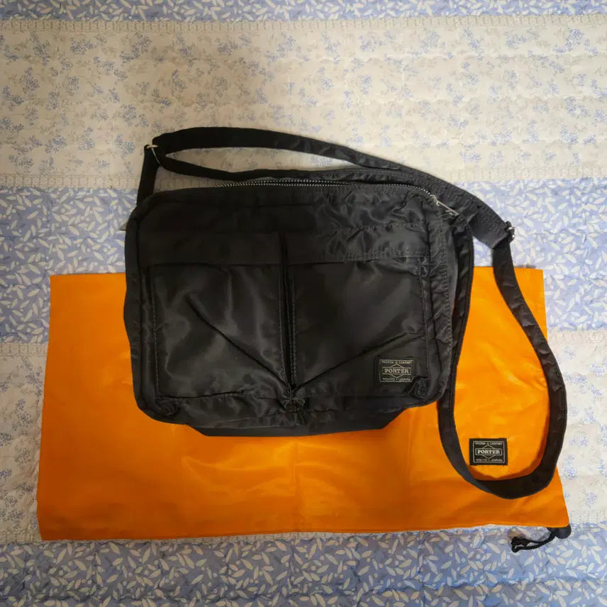[BUNJANG] Porter Tanker Shoulder Bag Large Black / [L] 포터 탱커 숄더백 라지 / Black