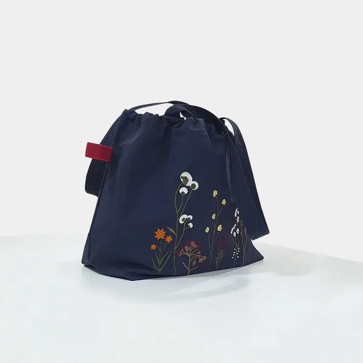 [BUNJANG] Embroidered String Bag / 자수 스트링백